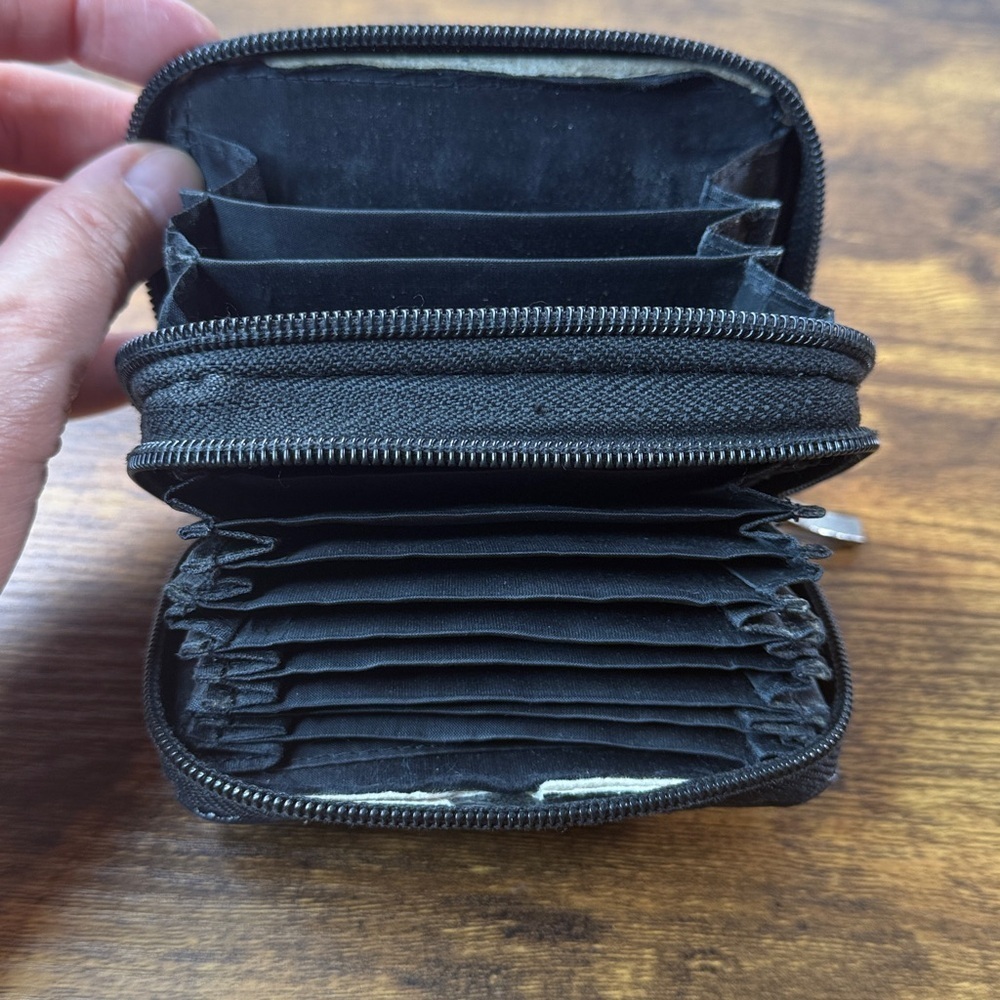 Black Wallet & Accessory Pouch - Picture 9 of 9